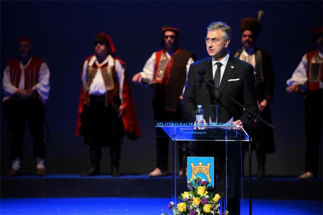 Snažna potpora Vlade Dalmaciji i Splitu