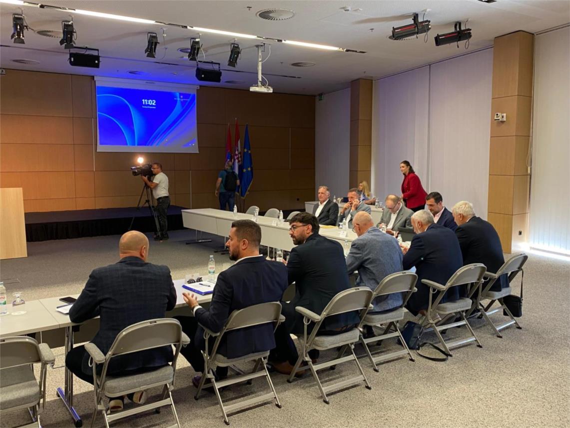 Župan Pezo održao kolegij o sustavu gospodarenja otpadom