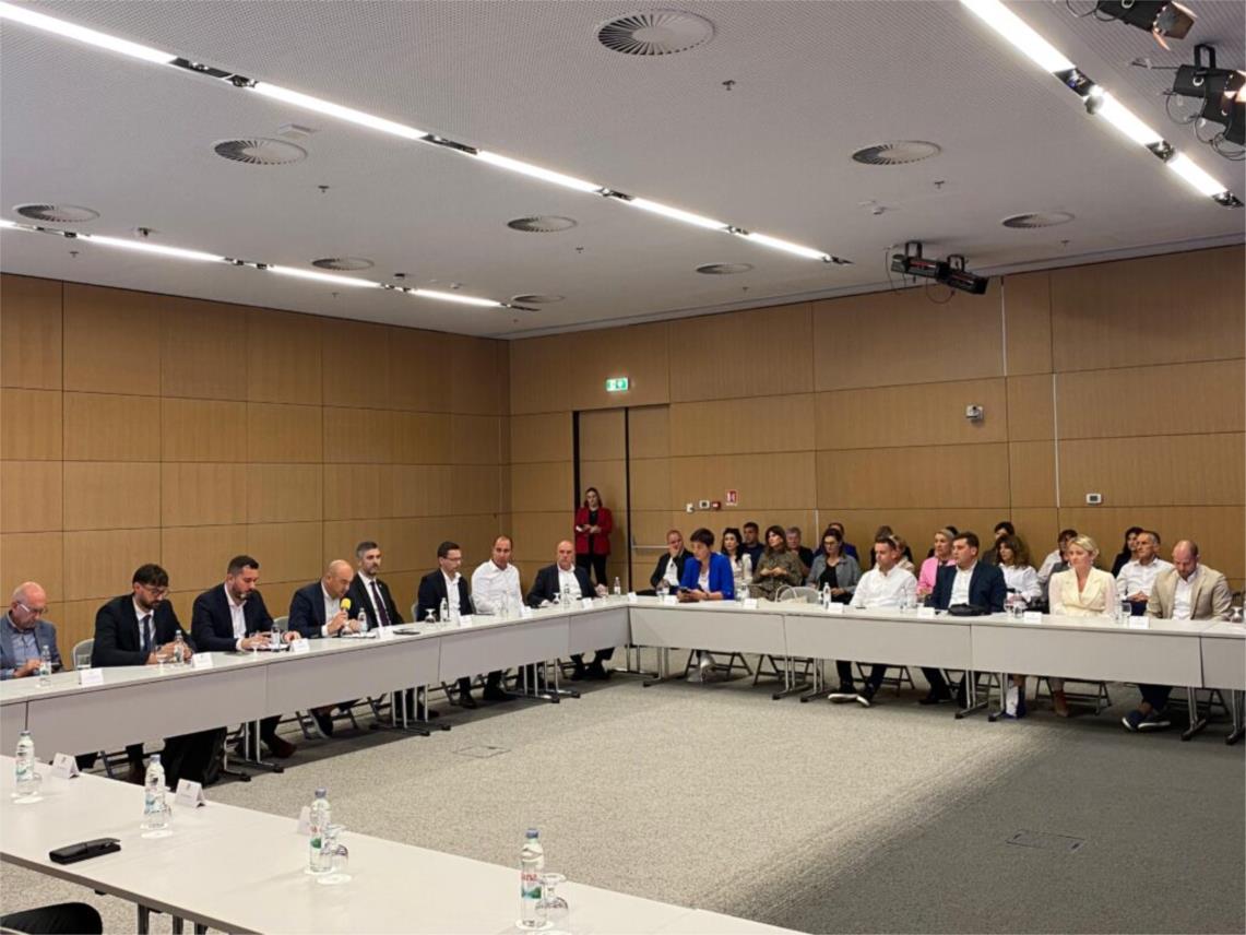 Župan Pezo održao kolegij o sustavu gospodarenja otpadom