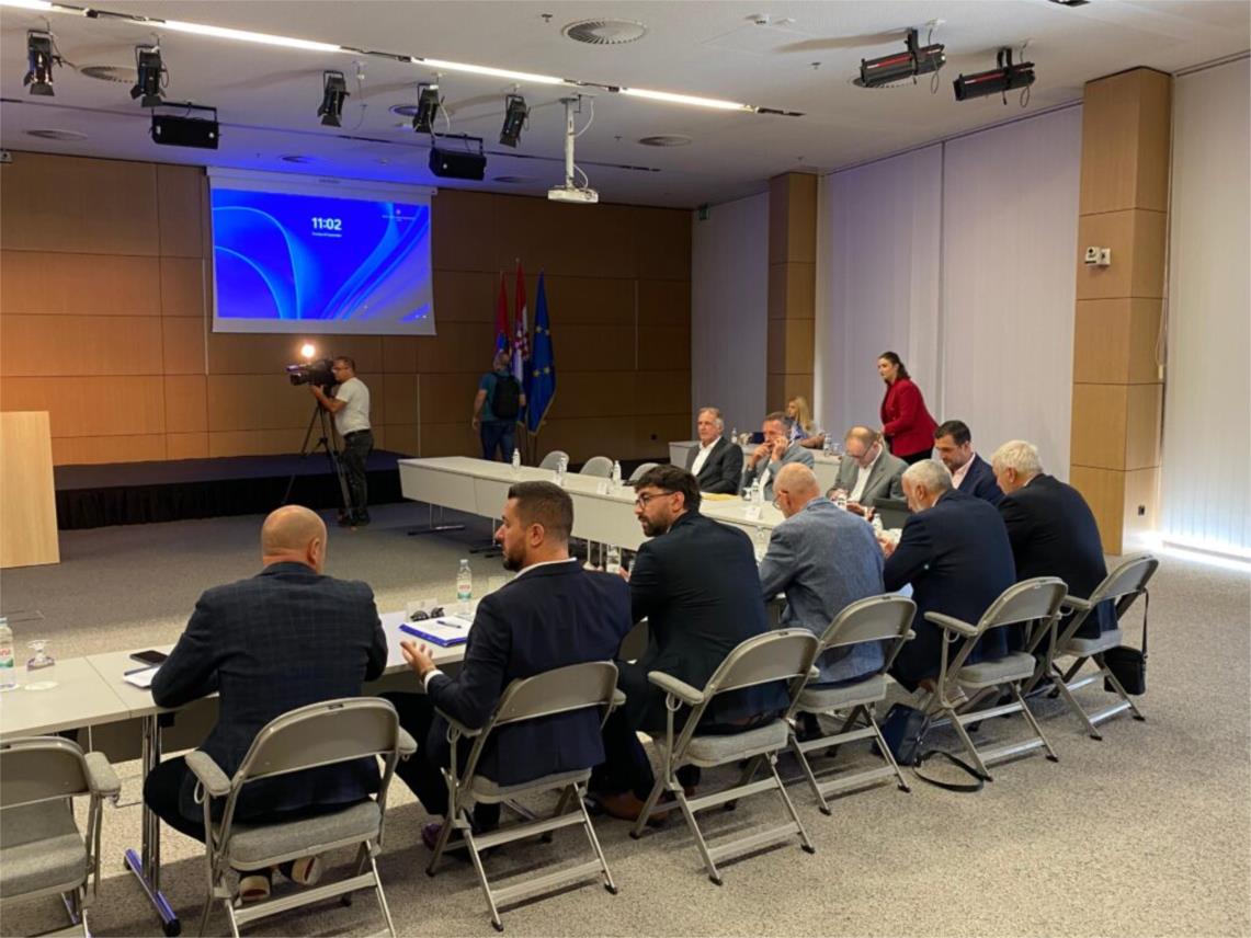 Župan Pezo održao kolegij o sustavu gospodarenja otpadom