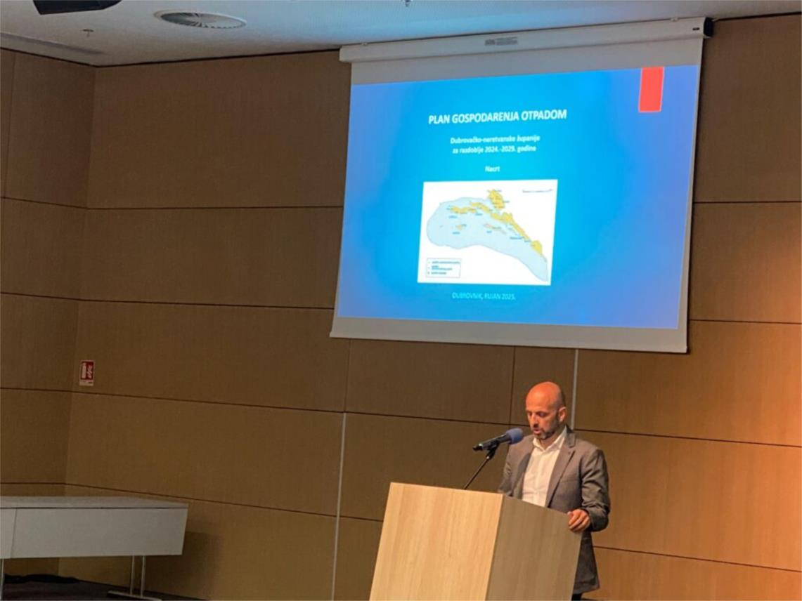 Župan Pezo održao kolegij o sustavu gospodarenja otpadom