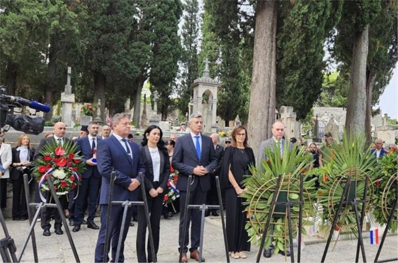 Načelnik Pavličević odao počast poginulim braniteljima