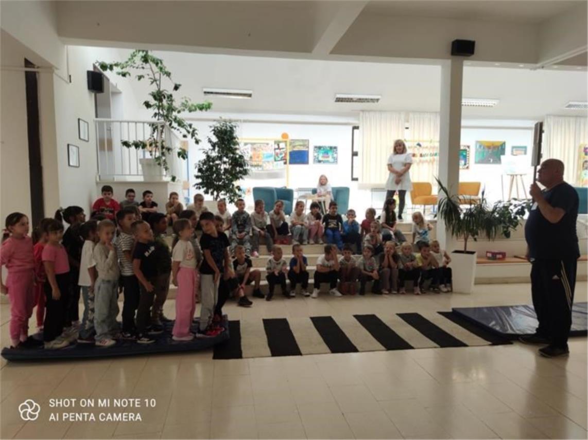 Edukacija o prometnoj sigurnosti za 360 mališana Edukacija o prometnoj sigurnosti za 360 mališana