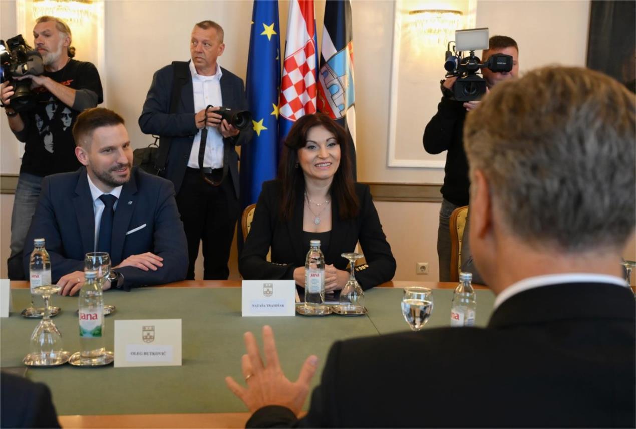 Nova moderna zgrada I. gimnazije u Osijeku