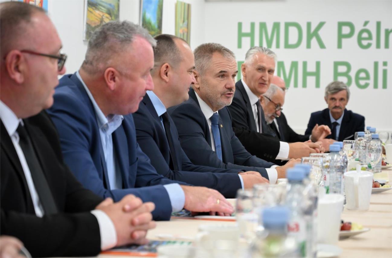 Nova moderna zgrada I. gimnazije u Osijeku