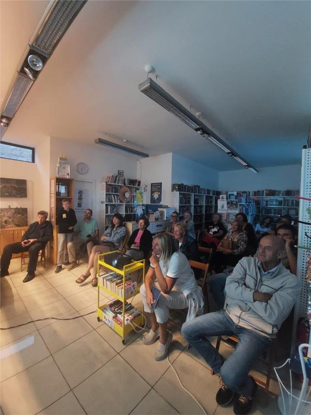 Anita Trojanović održala predavanje o suhozidnoj gradnji Anita Trojanović održala predavanje o suhozidnoj gradnji