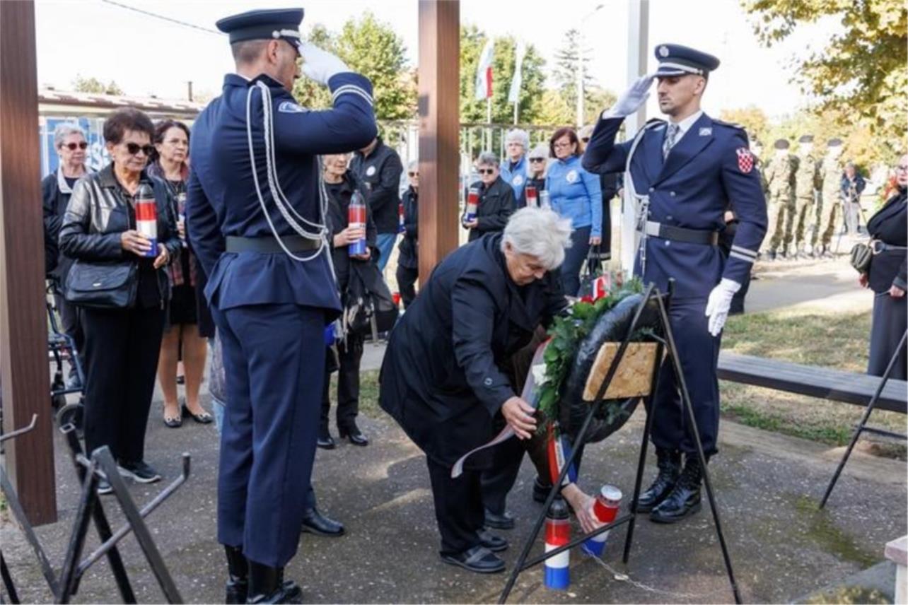 Obilježen Dan sjećanja na žrtve velikosrpske agresije u Sotinu