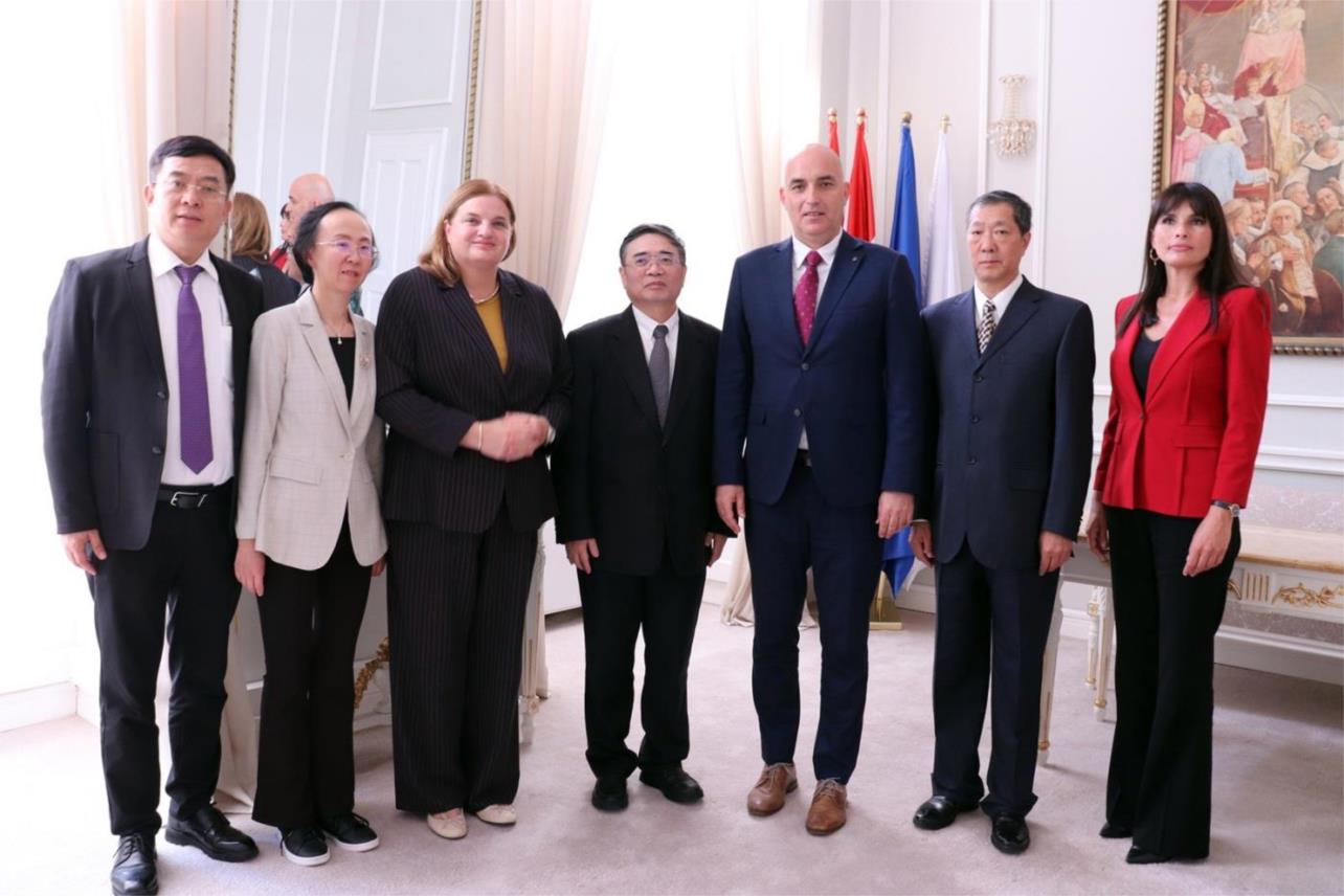 Suradnja Dubrovnika i Kine: Izaslanstvo Svekineskog narodnog kongresa u posjetu Suradnja Dubrovnika i Kine: Izaslanstvo Svekineskog narodnog kongresa u posjetu