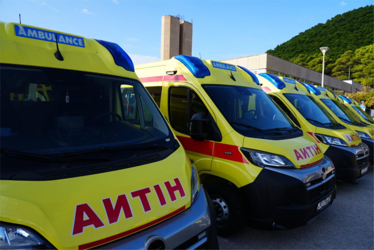 Župan uručio ključeve osam novih vozila hitne medicine