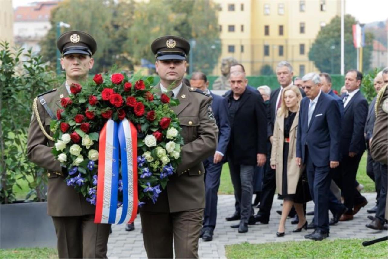 Obilježena 34. obljetnica pogibije generala Blage Zadre Obilježena 34. obljetnica pogibije generala Blage Zadre