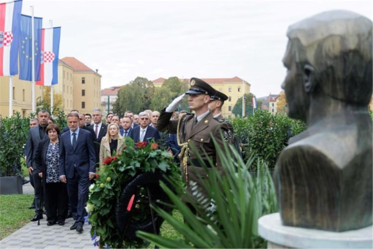 Obilježena 34. obljetnica pogibije generala Blage Zadre Obilježena 34. obljetnica pogibije generala Blage Zadre