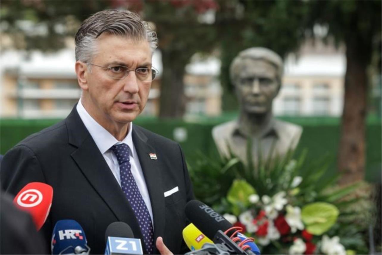 Obilježena 34. obljetnica pogibije generala Blage Zadre Obilježena 34. obljetnica pogibije generala Blage Zadre