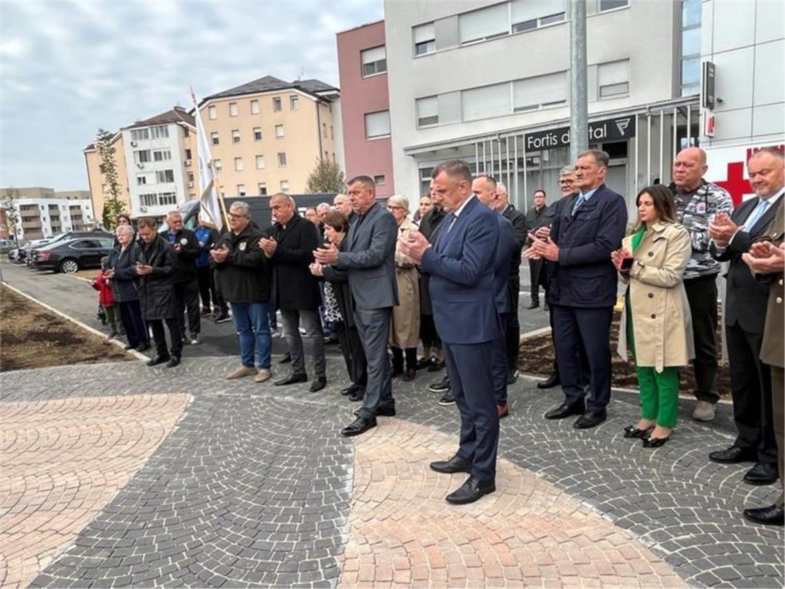 Obilježena 34. obljetnica pogibije generala Blage Zadre Obilježena 34. obljetnica pogibije generala Blage Zadre