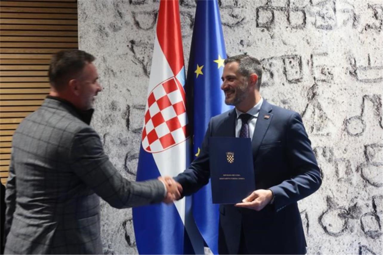 Rekordna sredstva za lokalni sport: 4,8 milijuna eura dodijeljeno za 320 programa Rekordna sredstva za lokalni sport: 4,8 milijuna eura dodijeljeno za 320 programa