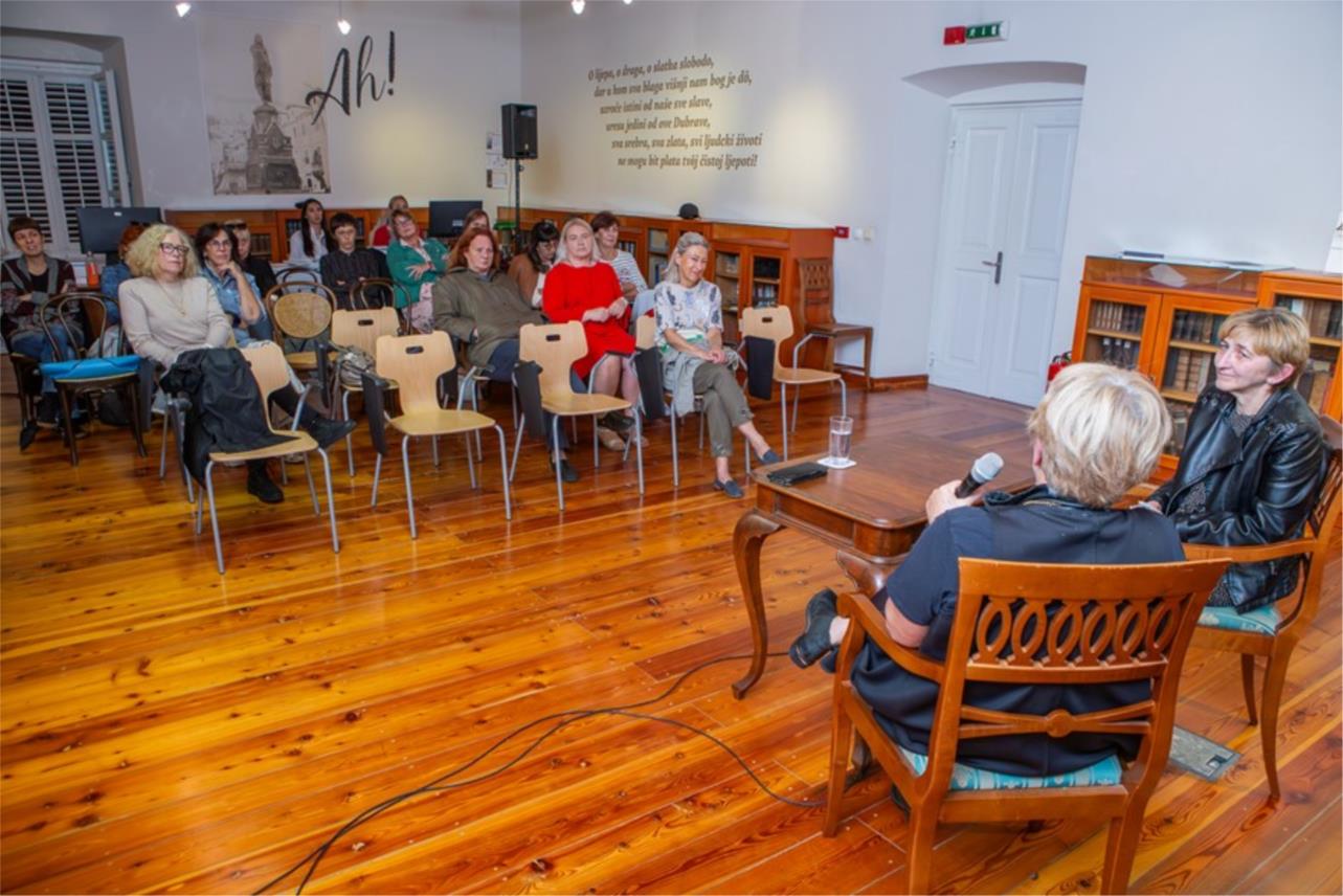 Vesna Muhoberac i Matija Nenadić o dubrovačkoj književnosti Vesna Muhoberac i Matija Nenadić o dubrovačkoj književnosti