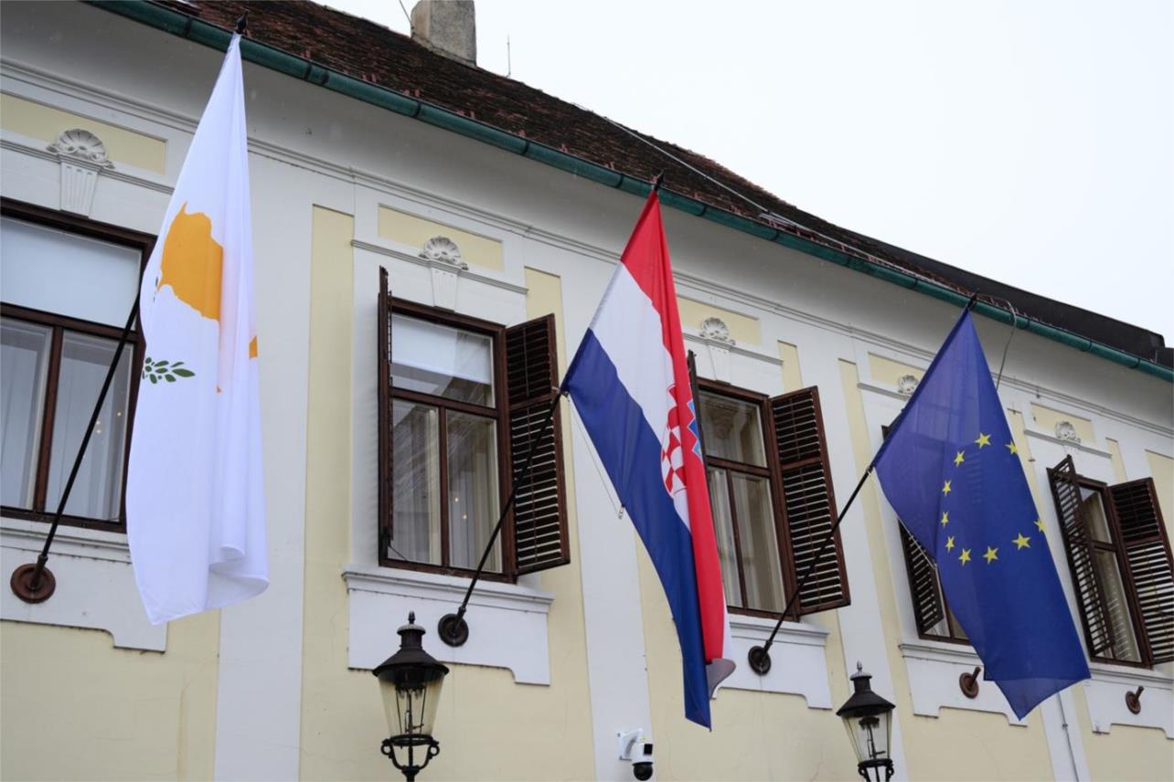 Hrvatska i Cipar dijele zajedničku viziju o europskim pitanjima Hrvatska i Cipar dijele zajedničku viziju o europskim pitanjima