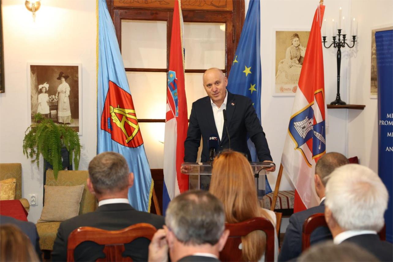 Nova ulaganja od 55 milijuna eura za Orebić Nova ulaganja od 55 milijuna eura za Orebić