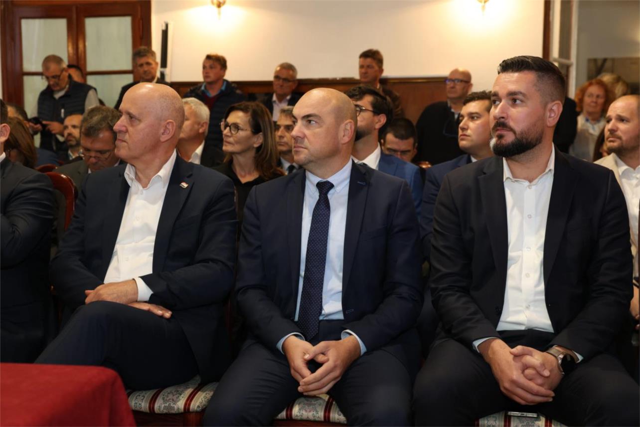 Nova ulaganja od 55 milijuna eura za Orebić Nova ulaganja od 55 milijuna eura za Orebić