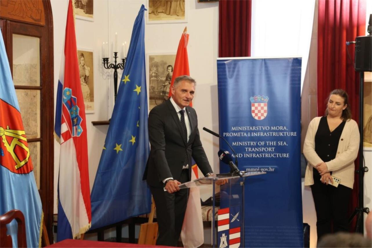 Nova ulaganja od 55 milijuna eura za Orebić Nova ulaganja od 55 milijuna eura za Orebić