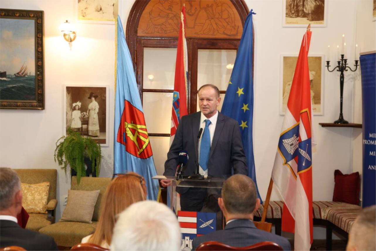 Nova ulaganja od 55 milijuna eura za Orebić Nova ulaganja od 55 milijuna eura za Orebić