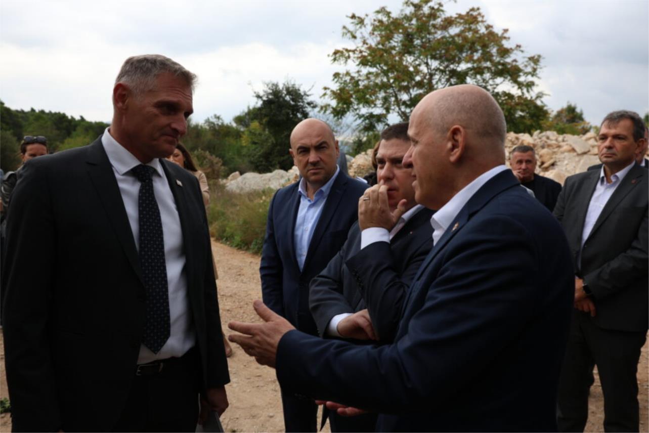 Nova ulaganja od 55 milijuna eura za Orebić Nova ulaganja od 55 milijuna eura za Orebić