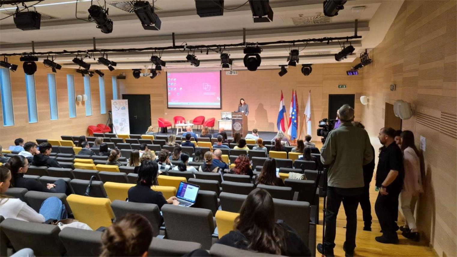 Otvoreni 17. Dubrovački medijski dani s temom o umjetnoj inteligenciji Otvoreni 17. Dubrovački medijski dani s temom o umjetnoj inteligenciji