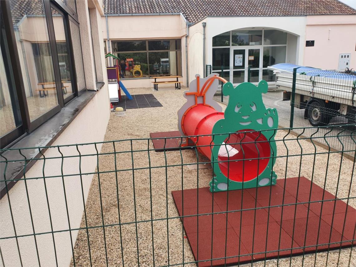 Završetak radova na uređenju vanjskog igrališta ispred Dječjeg vrtića Opuzen