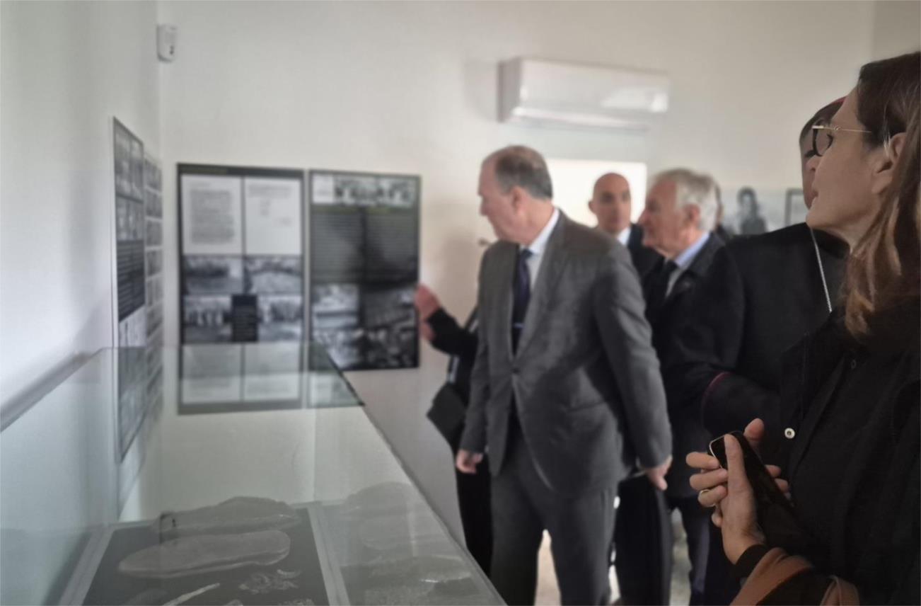 Odana počast nevinim žrtvama i otvorena Spomen soba na Daksi