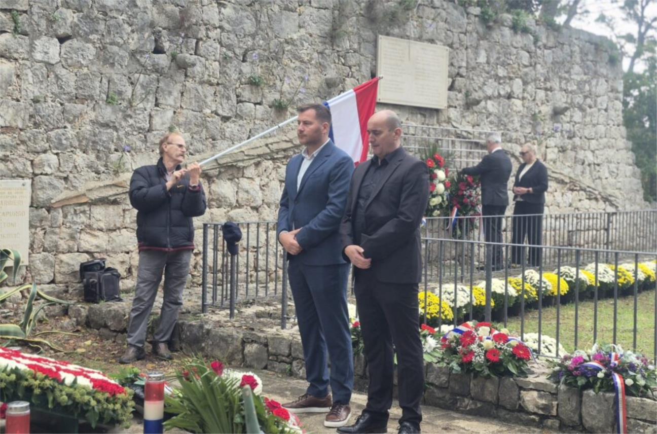 Odana počast nevinim žrtvama i otvorena Spomen soba na Daksi