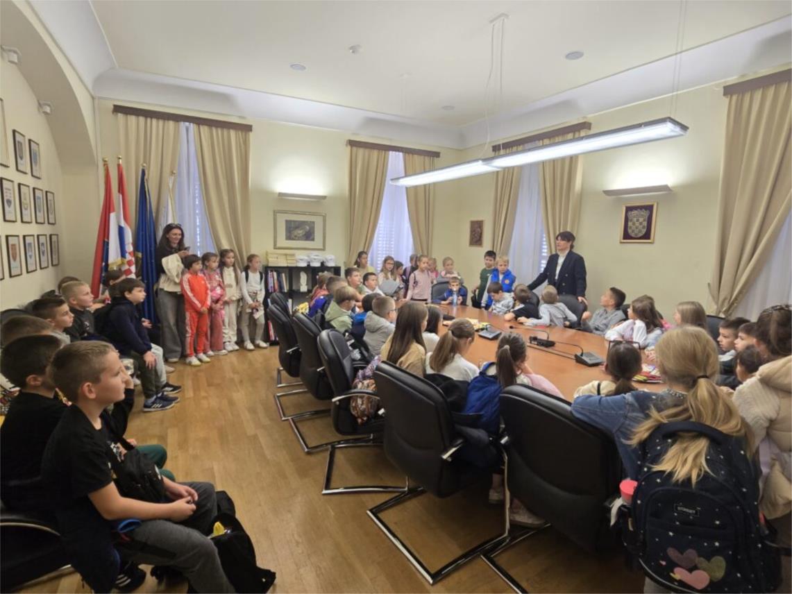 Učenici iz Metkovića posjetili palaču Ranjina