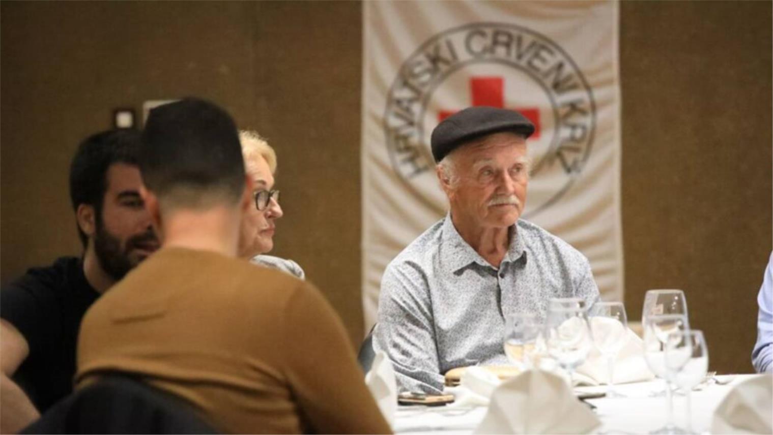 Pročelnica Popović odala počast darivateljima krvi