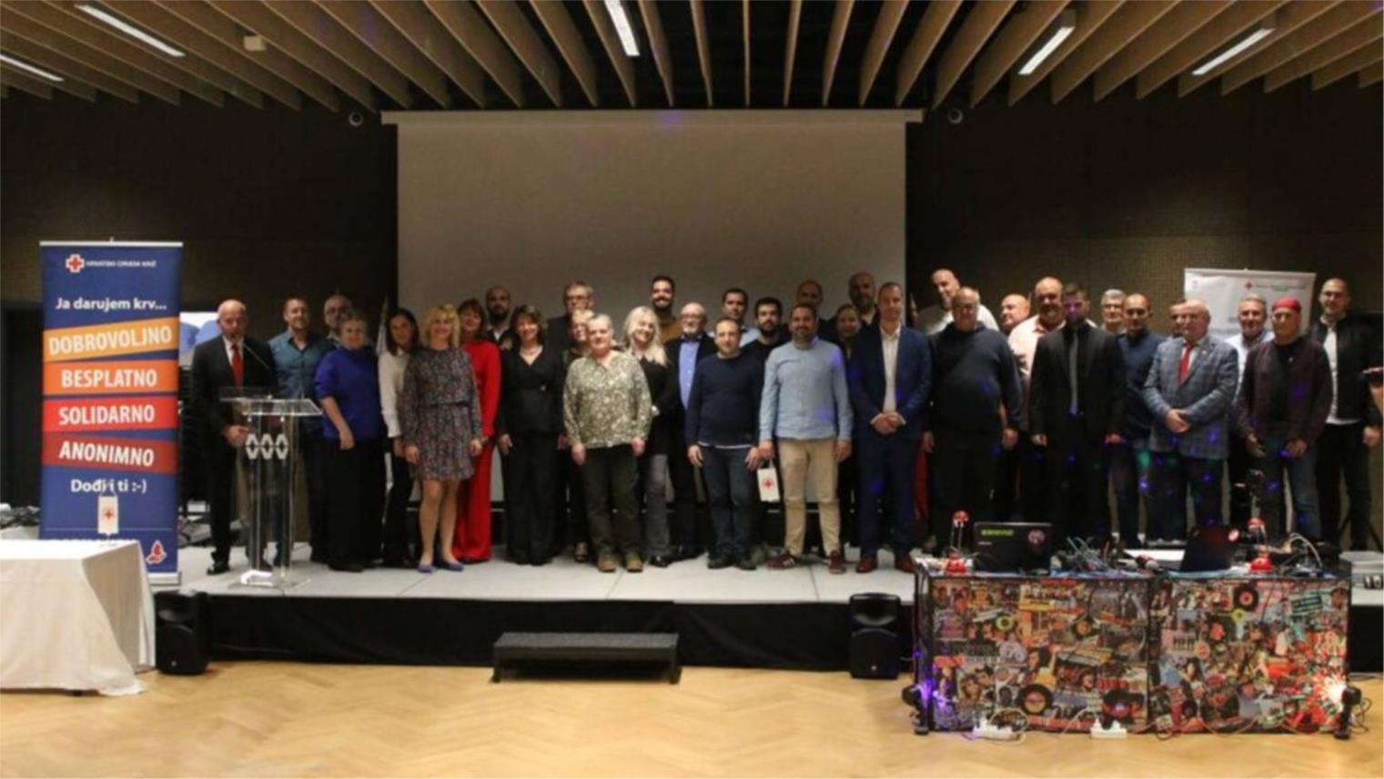 Pročelnica Popović odala počast darivateljima krvi