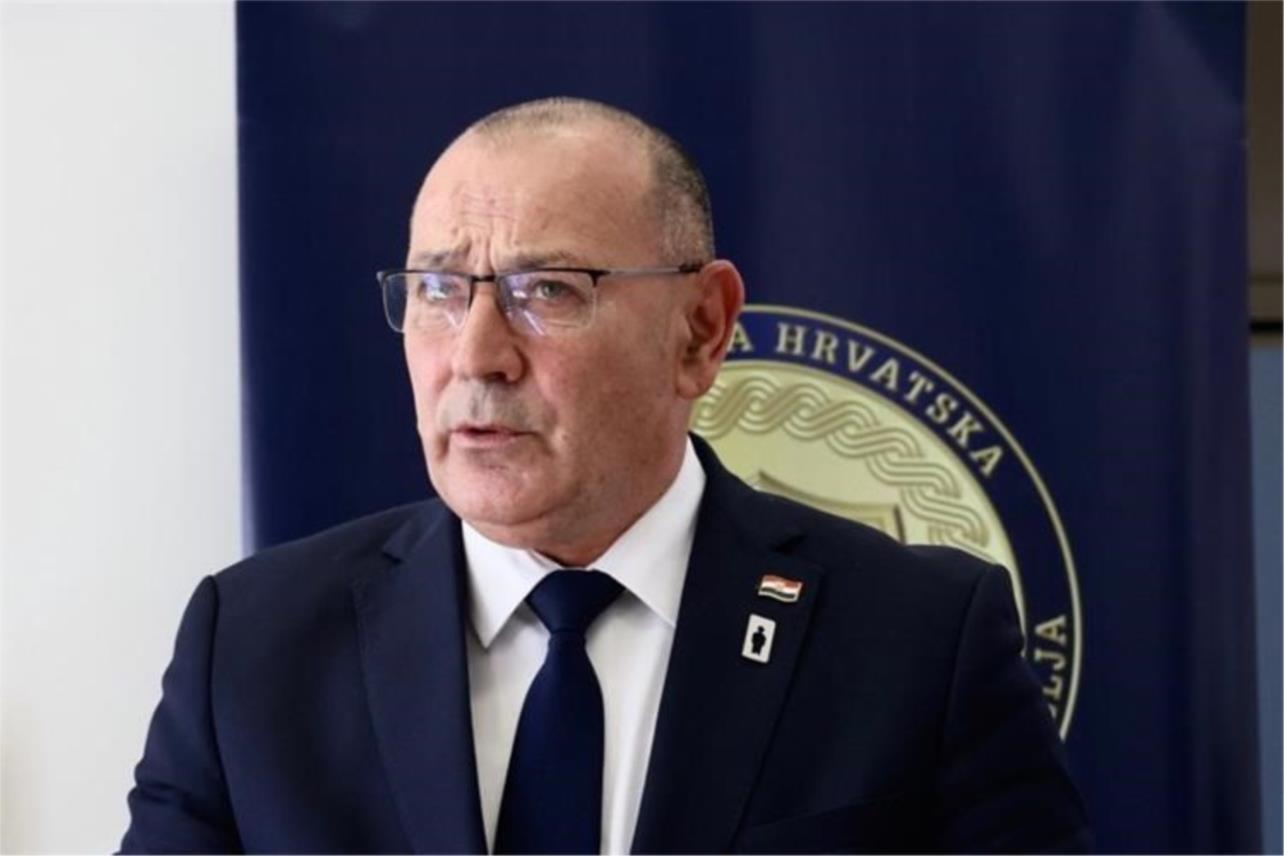 Identificirana četiri hrvatska branitelja u Vukovaru, među njima i francuski dragovoljac Identificirana četiri hrvatska branitelja u Vukovaru, među njima i francuski dragovoljac