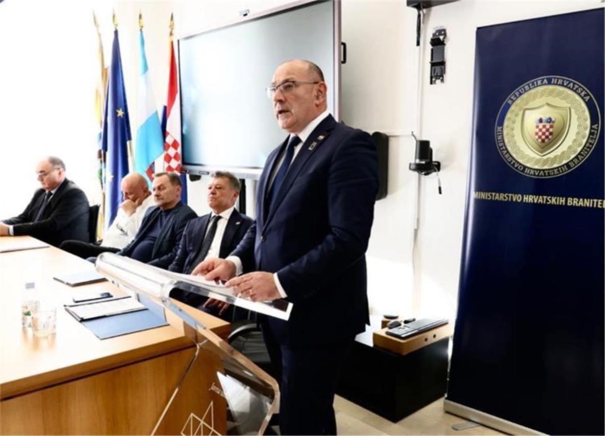 Identificirana četiri hrvatska branitelja u Vukovaru, među njima i francuski dragovoljac Identificirana četiri hrvatska branitelja u Vukovaru, među njima i francuski dragovoljac