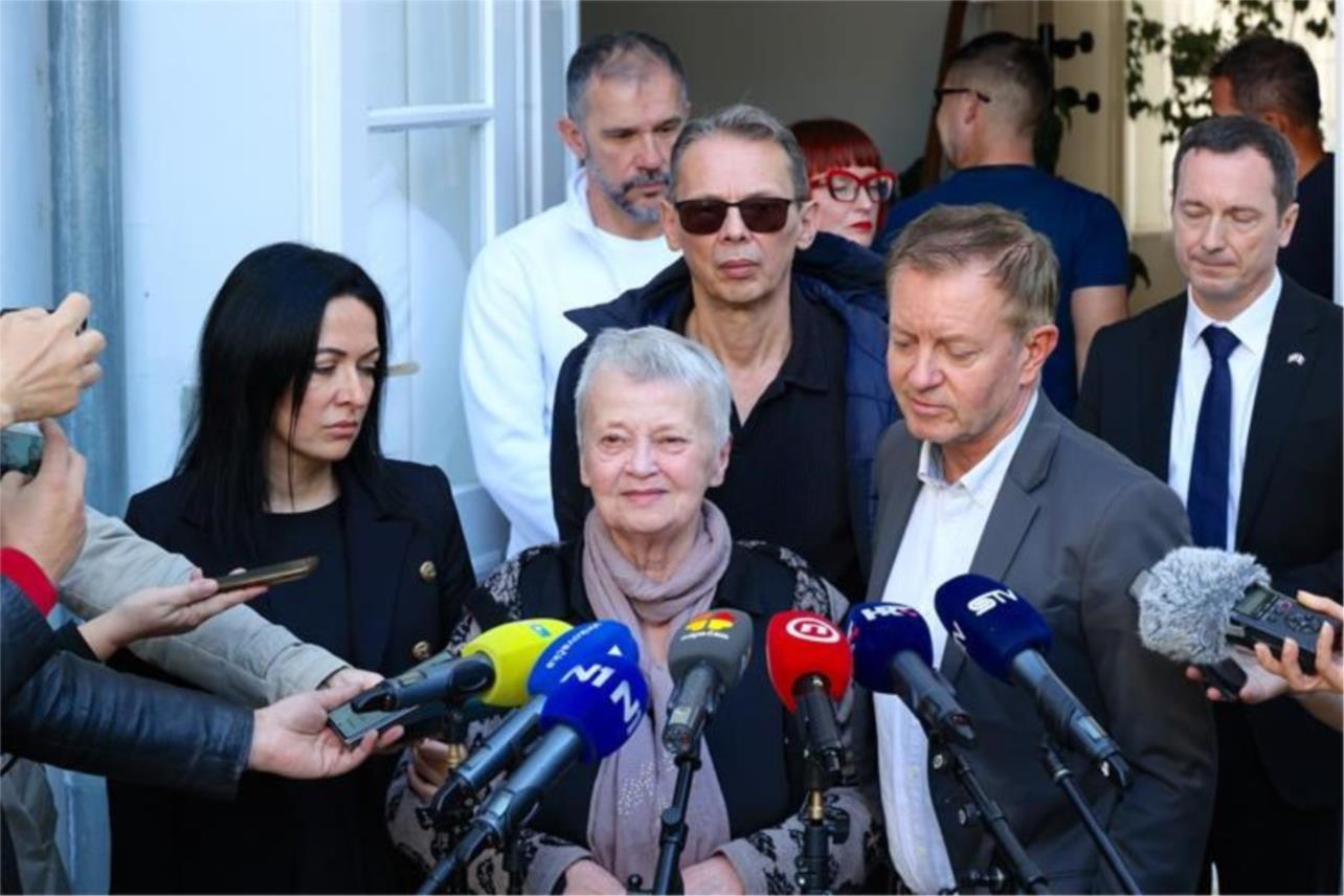 Identificirana četiri hrvatska branitelja u Vukovaru, među njima i francuski dragovoljac Identificirana četiri hrvatska branitelja u Vukovaru, među njima i francuski dragovoljac