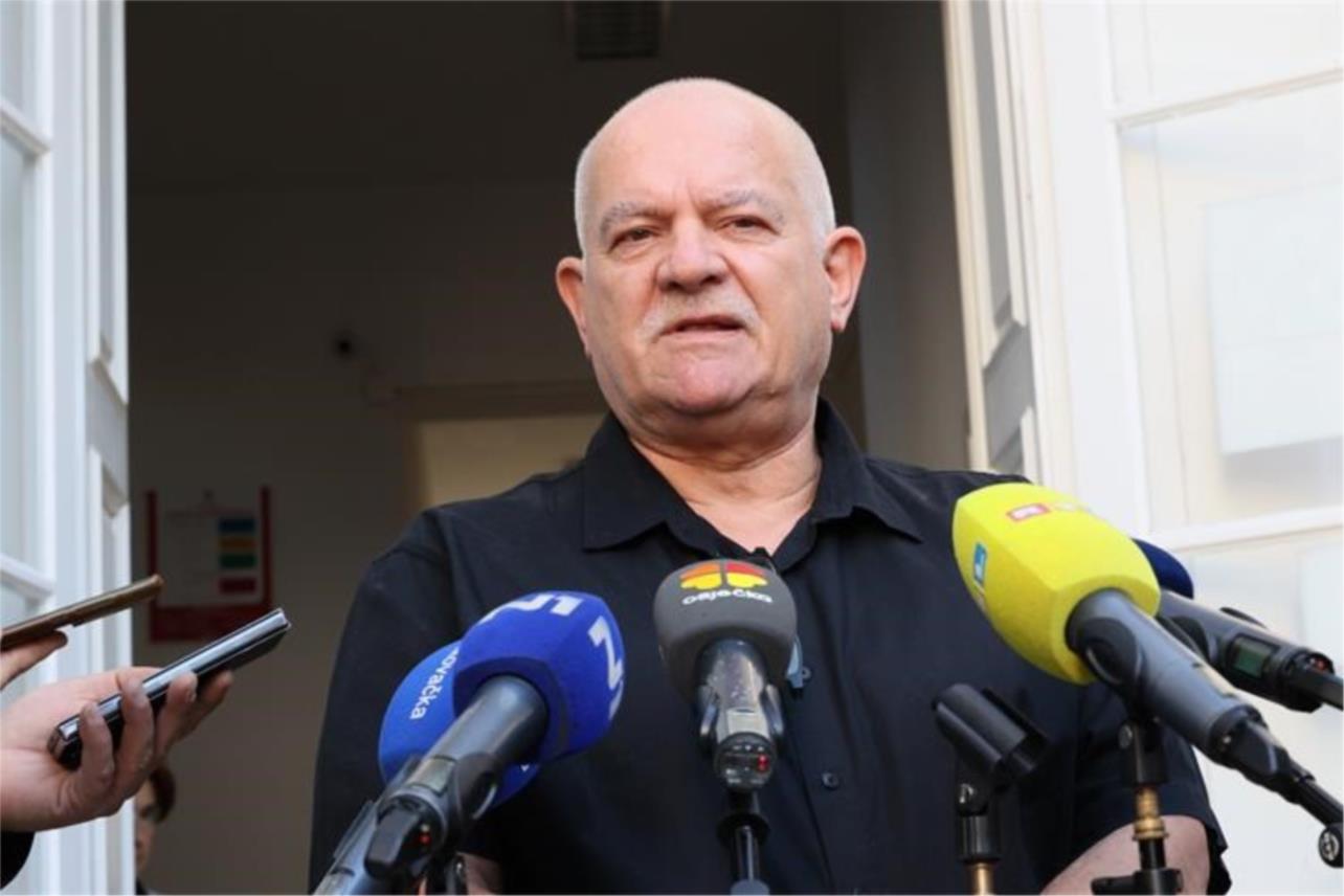 Identificirana četiri hrvatska branitelja u Vukovaru, među njima i francuski dragovoljac Identificirana četiri hrvatska branitelja u Vukovaru, među njima i francuski dragovoljac