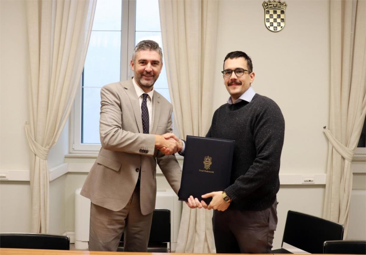 Grad Dubrovnik nastavlja s potporama za stambeno zbrinjavanje mladih obitelji Grad Dubrovnik nastavlja s potporama za stambeno zbrinjavanje mladih obitelji