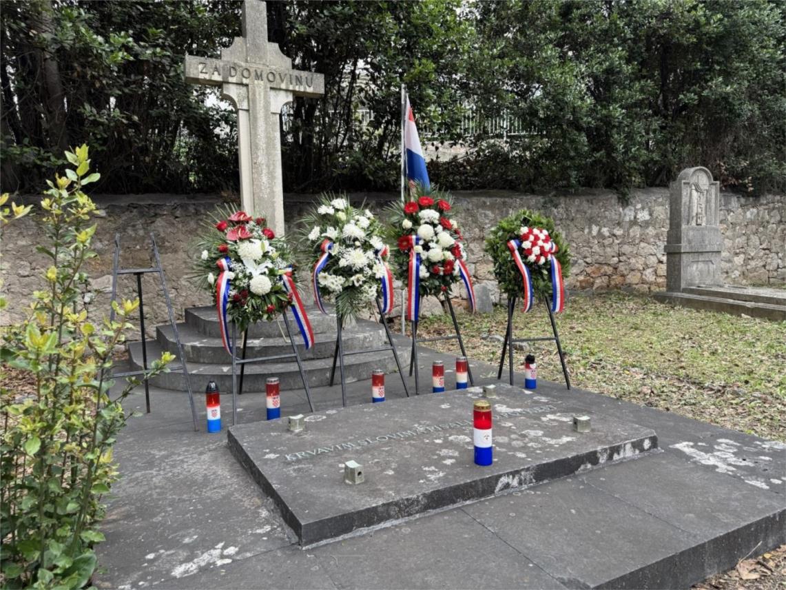 Vijenci položeni uoči blagdana Svih Svetih