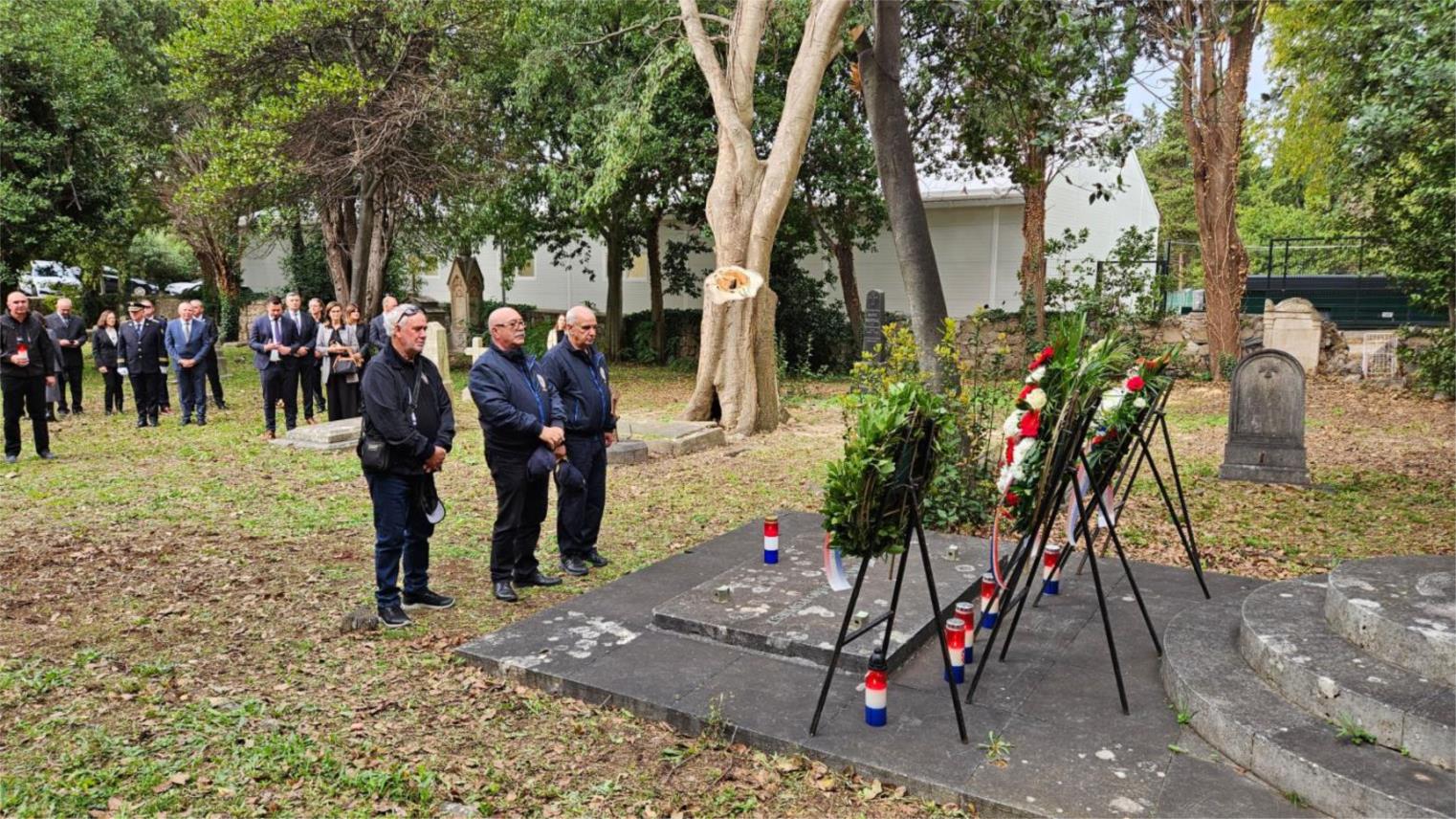 Položeni vijenci za poginule branitelje i civile u Dubrovniku