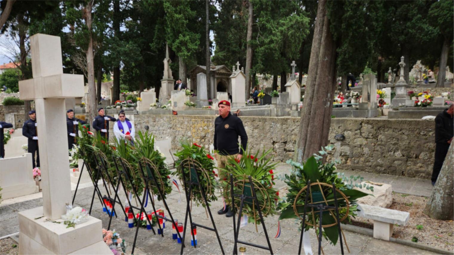 Položeni vijenci za poginule branitelje i civile u Dubrovniku