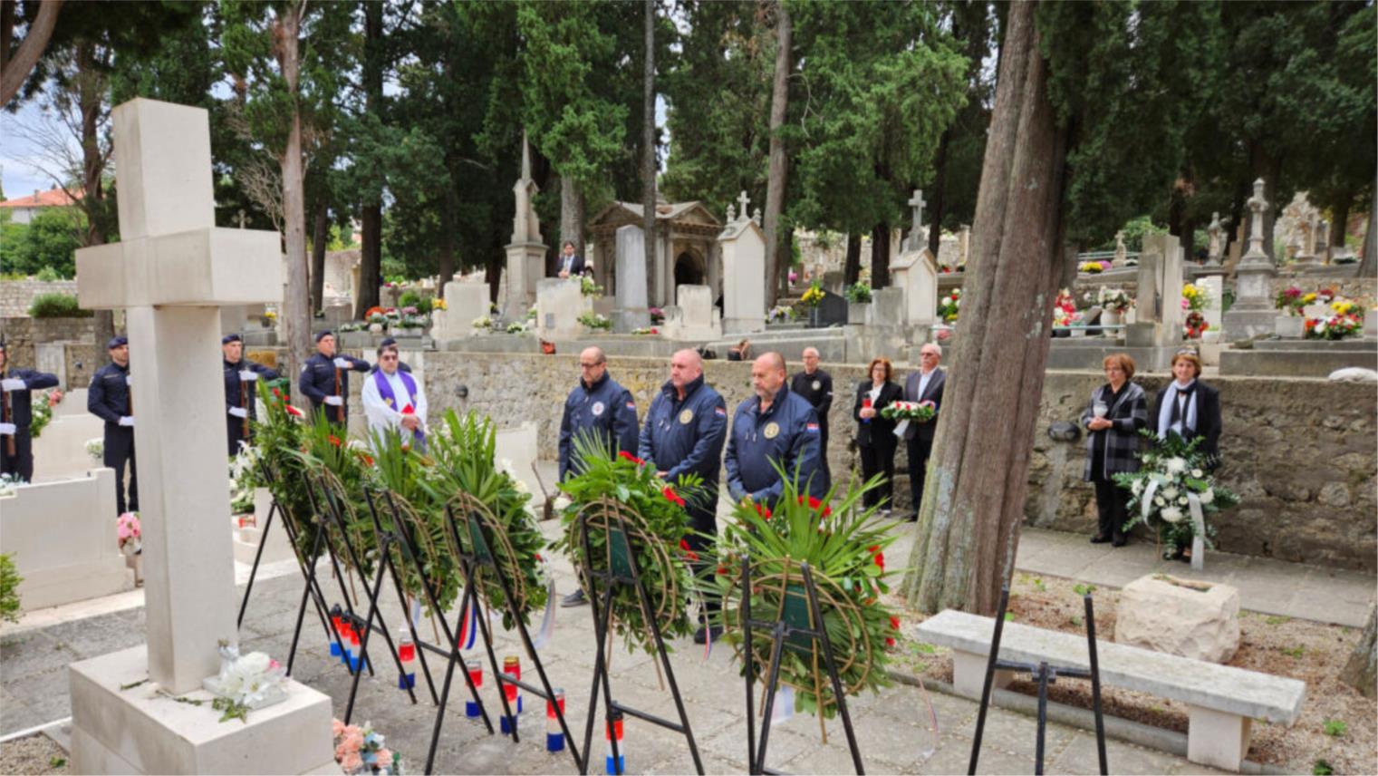 Položeni vijenci za poginule branitelje i civile u Dubrovniku