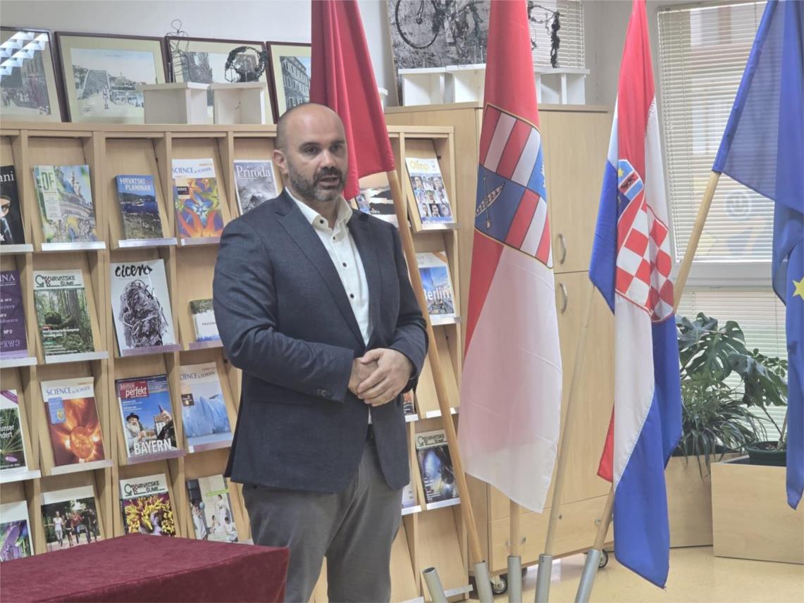 Župan potpisao ugovor za modernizaciju Gimnazije Metković