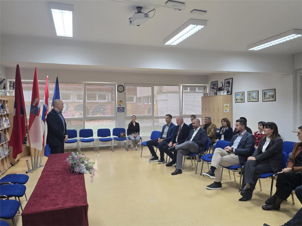 Župan potpisao ugovor za modernizaciju Gimnazije Metković