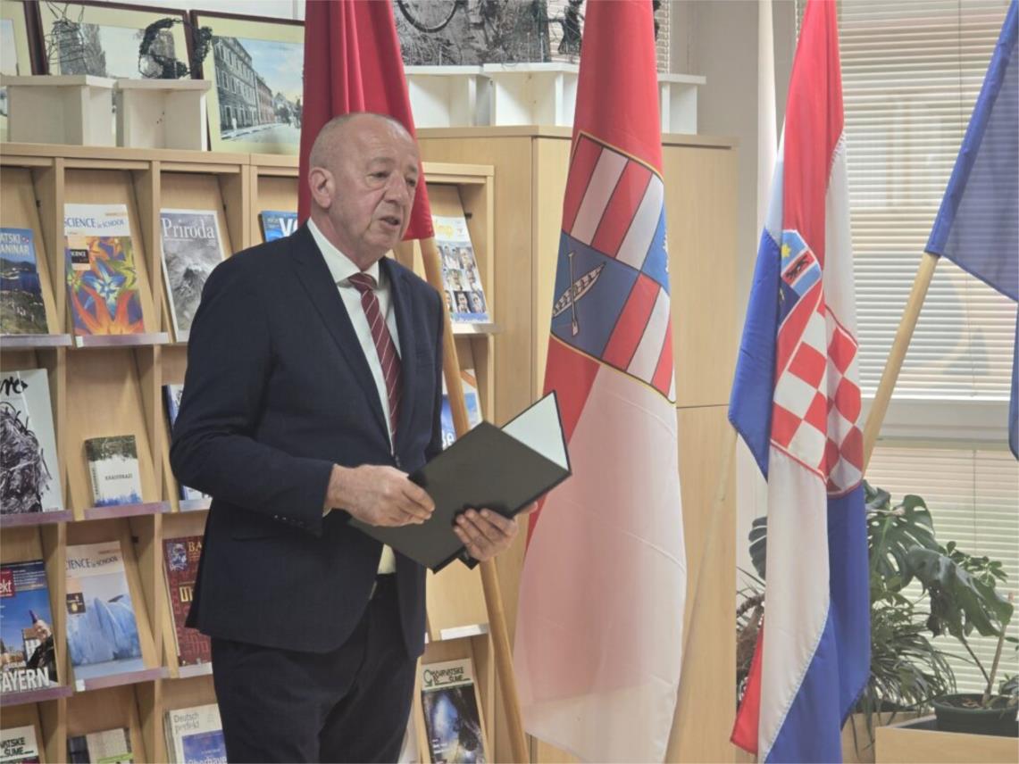 Župan potpisao ugovor za modernizaciju Gimnazije Metković