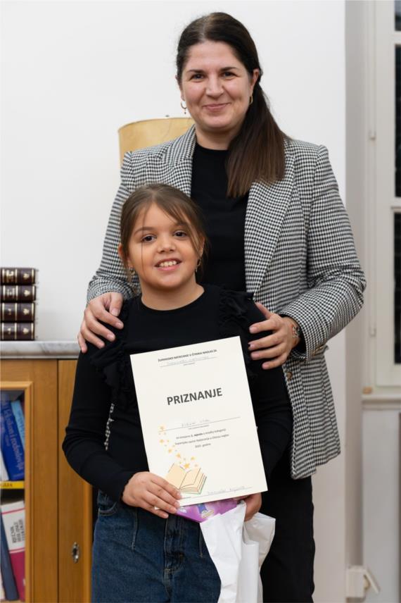 Evelin Vidak i Borna Bračić najbolji čitači na županijskom natjecanju