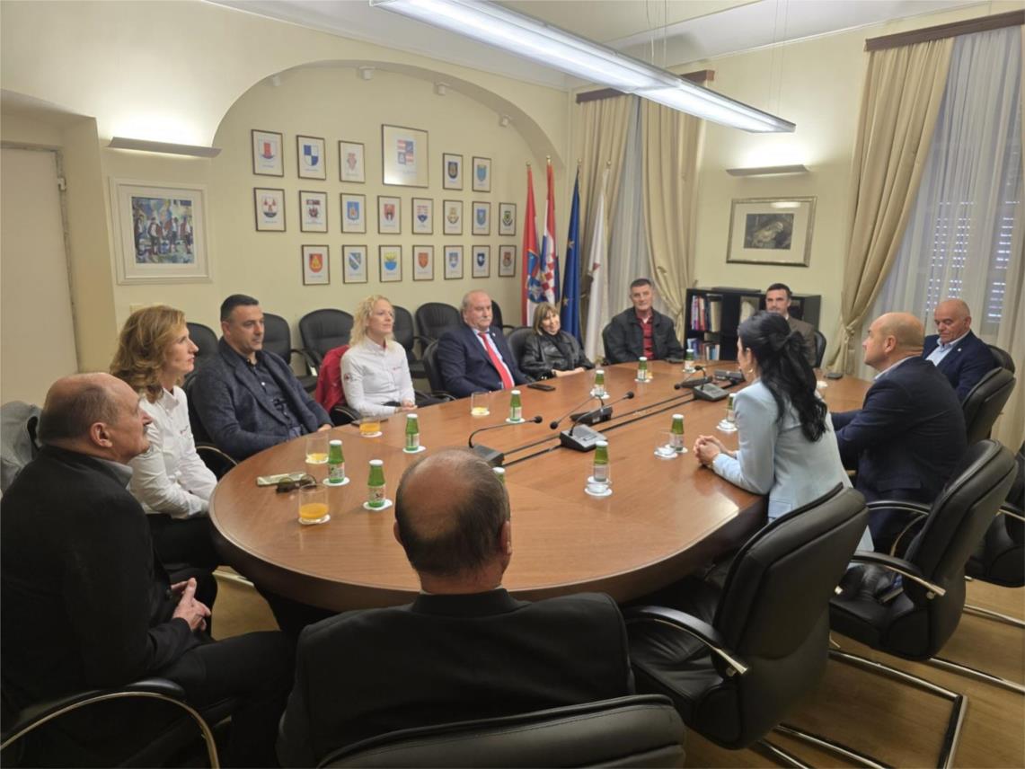 Župan Pezo primio dobrovoljne darivatelje krvi