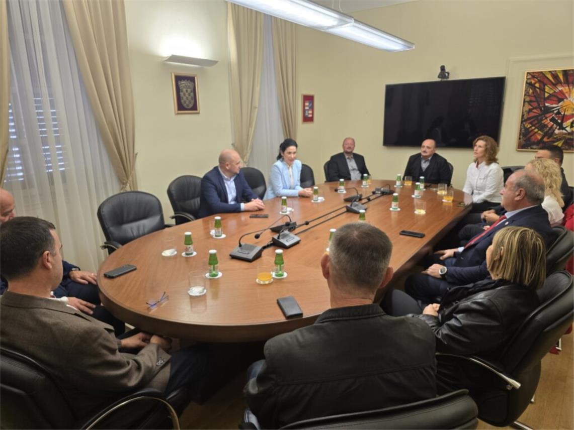 Župan Pezo primio dobrovoljne darivatelje krvi