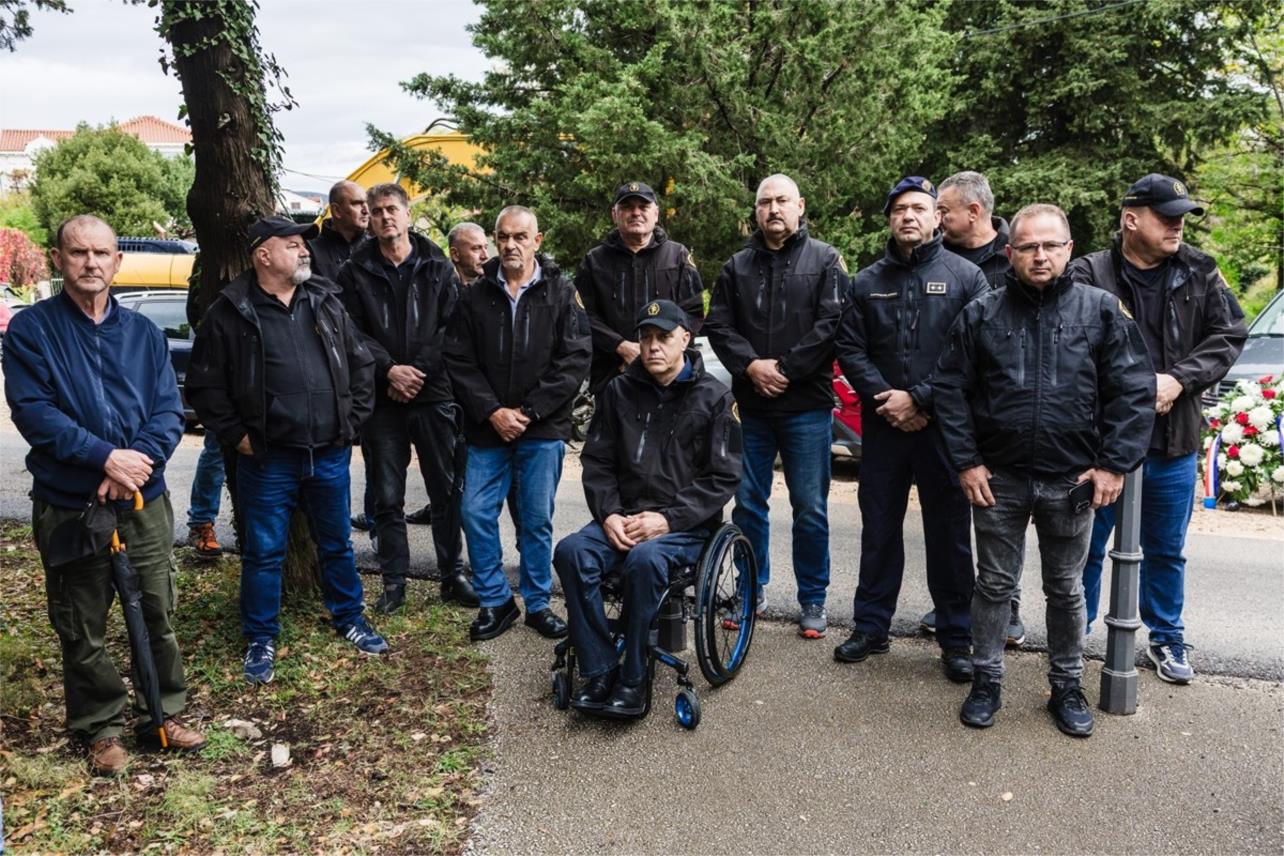 Položeni vijenci za stradale branitelje na Bosanci