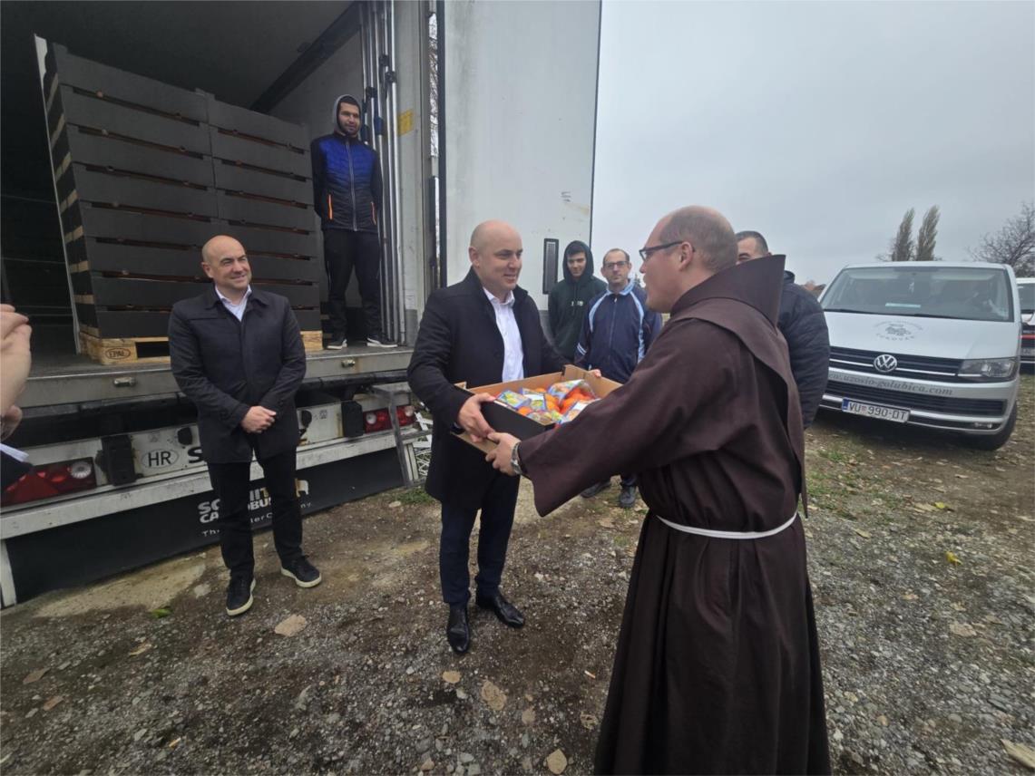 Dubrovačko-neretvanska županija donirala deset tona mandarina