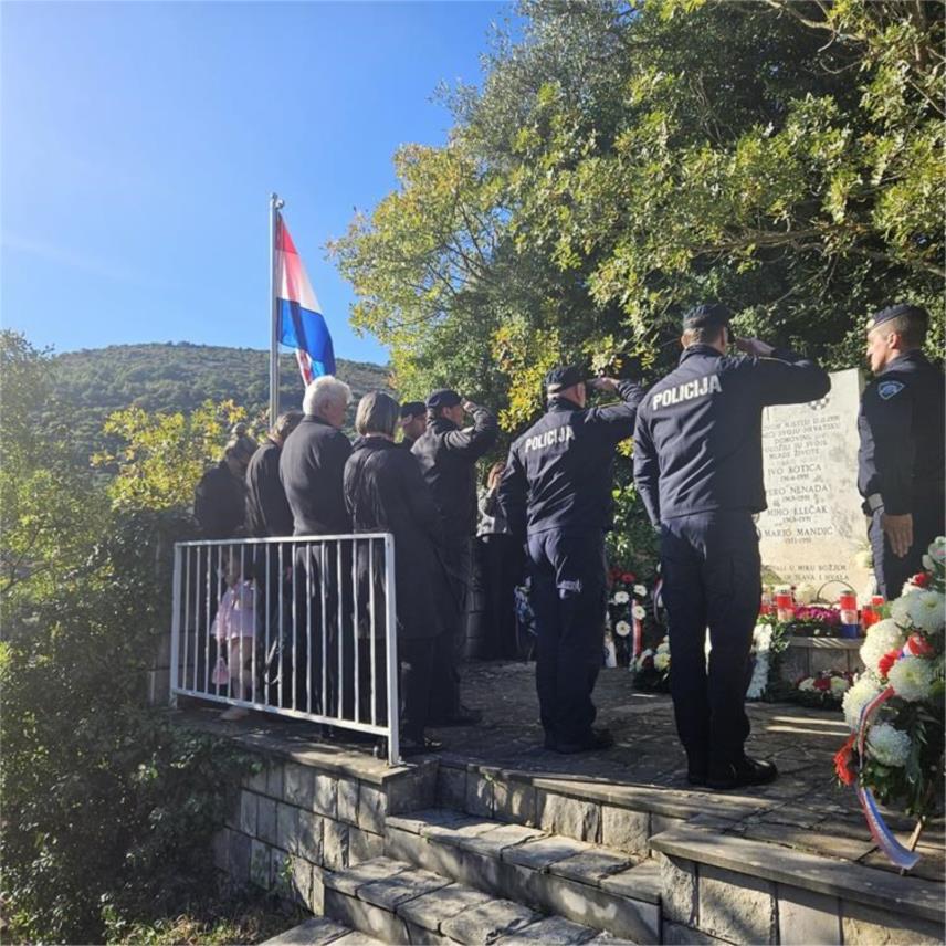 Dubrovnik odaje počast poginulim braniteljima